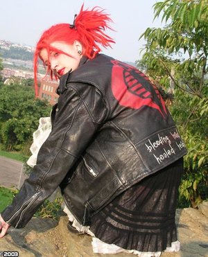 18 year old girl sexys her sisters boyfriend and sends her the selfie as proof